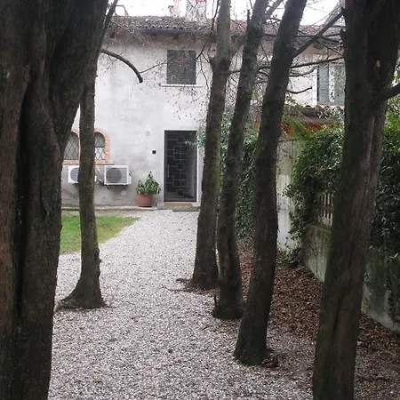 Corte Roveggia - Bilocale Monet Verona Exterior photo