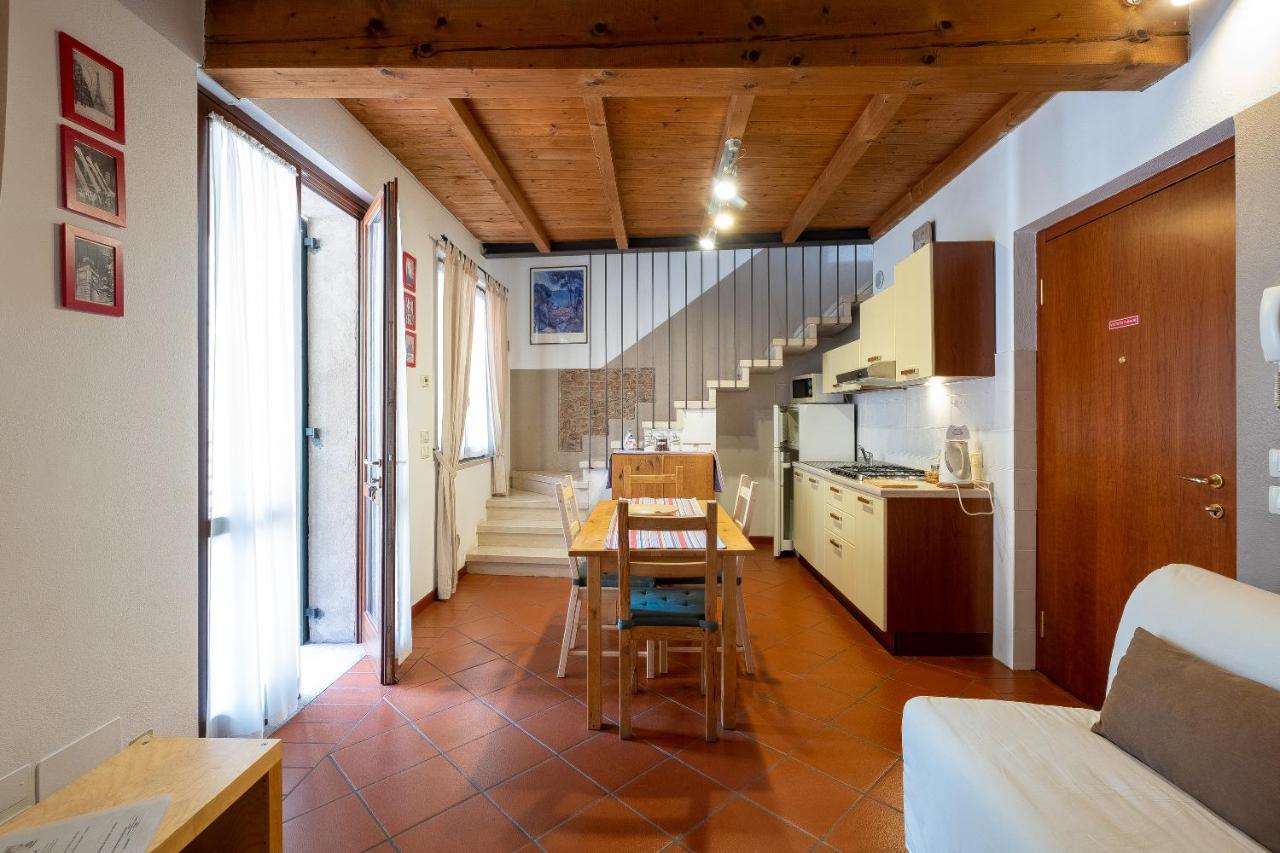 Corte Roveggia - Bilocale Monet Apartment